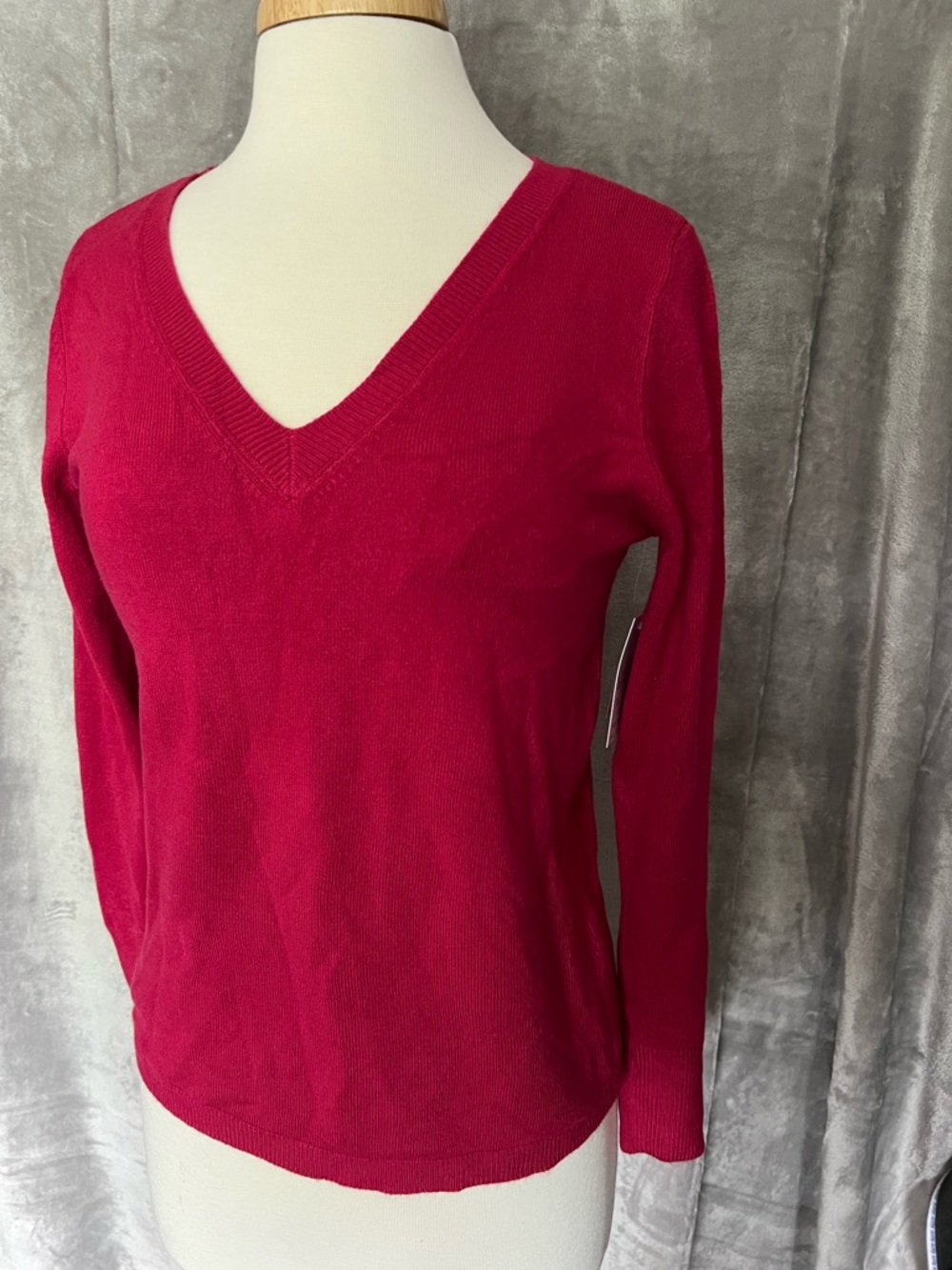 Croft & Barrow Red V Neck Sweater Women Petite Medium PM NWT Soft Knit